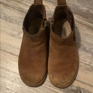 Kids ugh boots